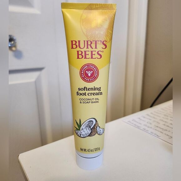 Burt's Bees Softening Foot Cream Coconut Oil & Soap Bark, 4.3 oz - Picture 8 of 8